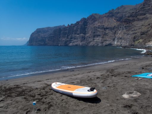 Teneryfa Los Gigantes na desce Itiwit z Decathlonu