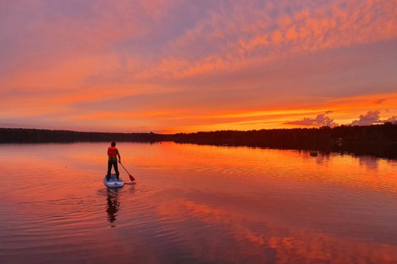Deska SUP zachód słońca