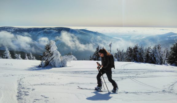Podchodzenie na splitboardzie - Masyw Śnieżnika